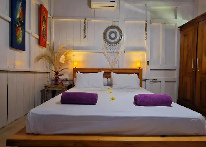 Harmoni Bali House - Authentiques A Canggu *